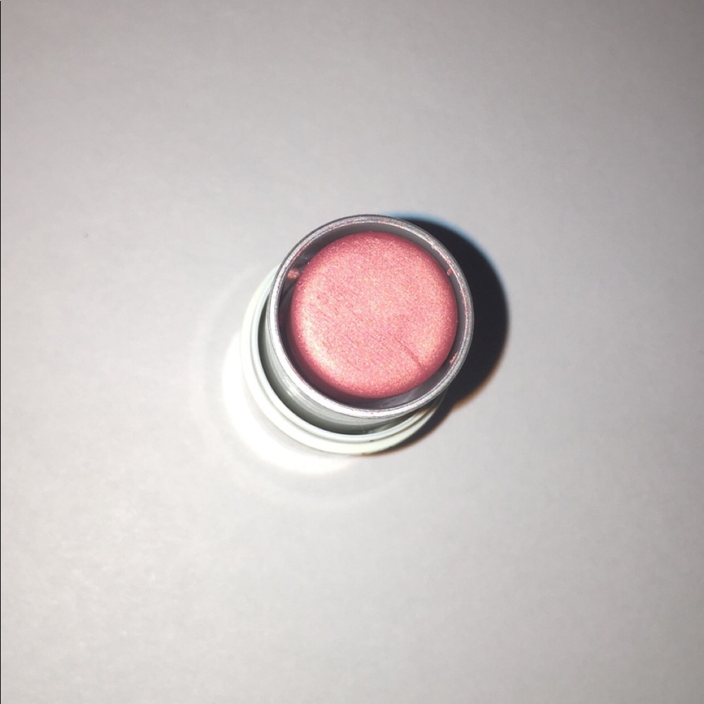 Lipstick 💄 - Picture 4 of 4